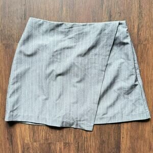 Emerson Lane Gray Pinstripe Skort Wrap Front Pull-On Women’s M